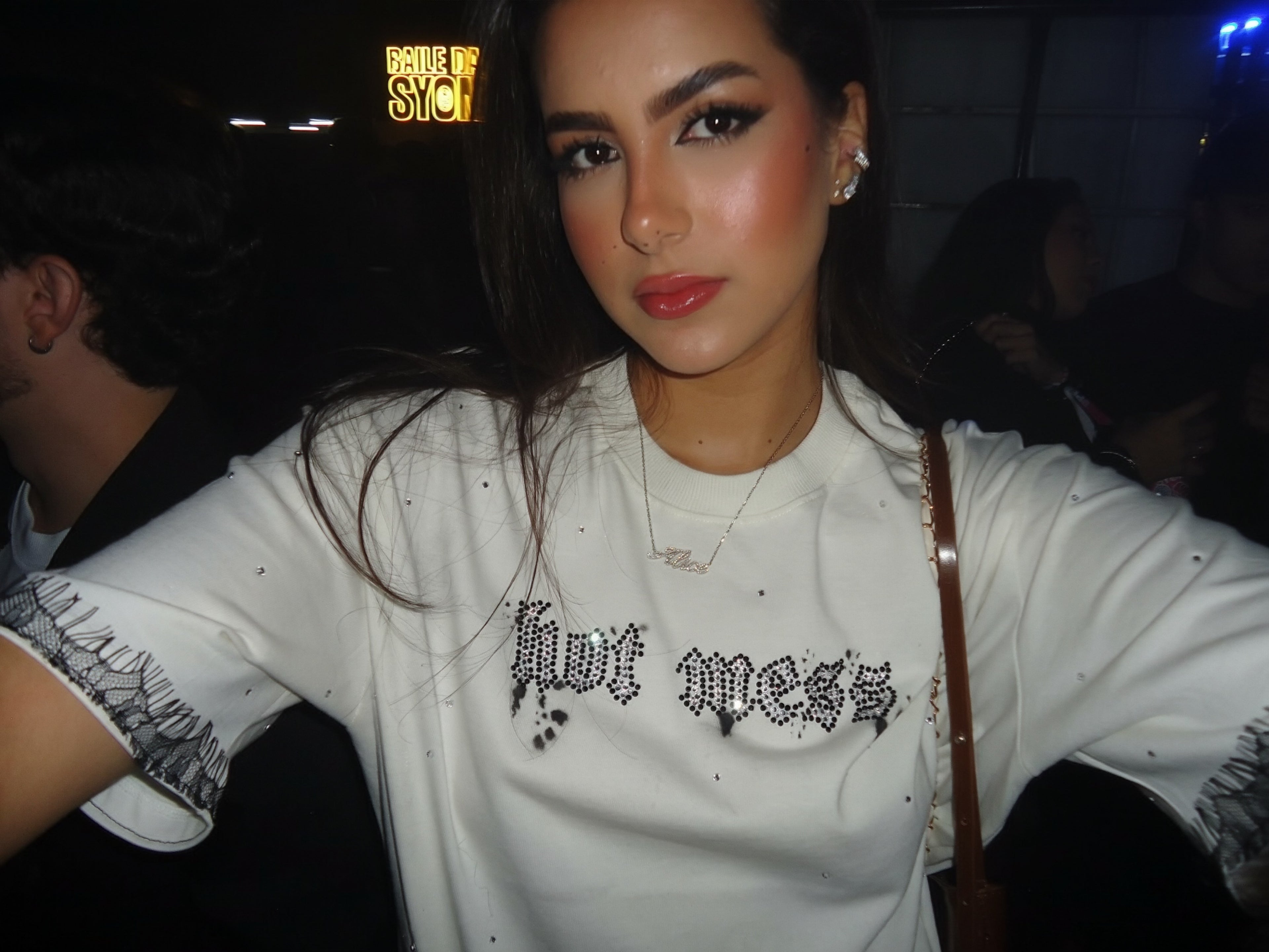 T-shirt Hot Mess